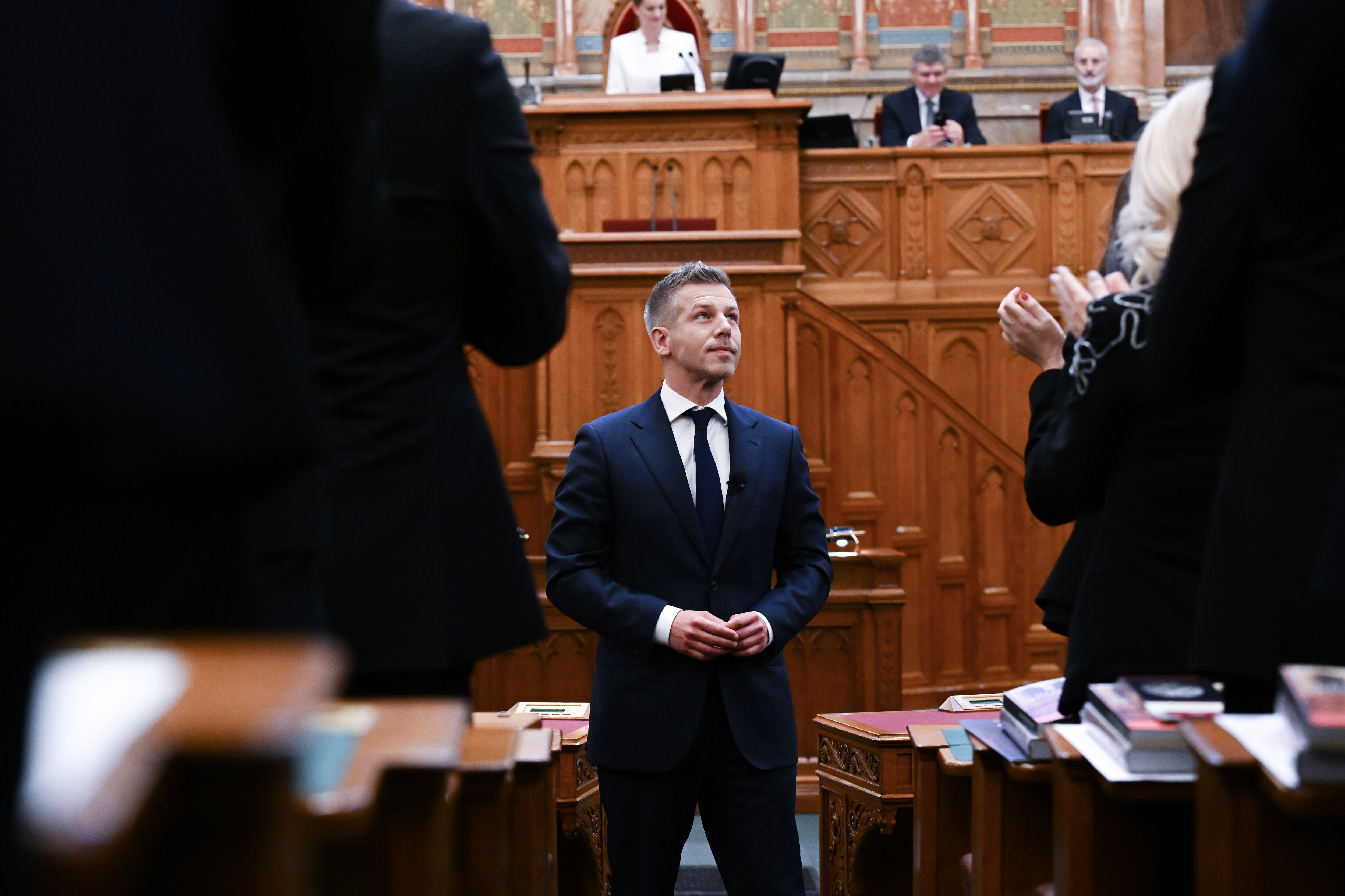 El conservador Péter Magyar es el nuevo primer ministro de Hungría: “Los ciudadanos no quieren un cambio de Gobierno sino de sistema”