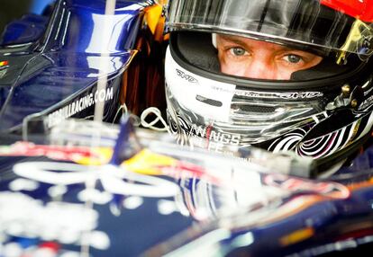 Sebastian Vettel, antes de su participación en la primera sesión de entrenamientos libres del Gran Premio de Malasia