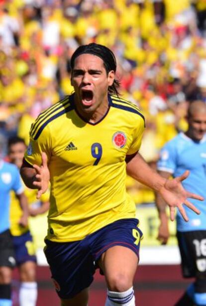 Falcao celebra un gol a Uruguay con la selección colombiana.