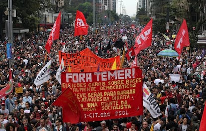 La Avenida Paulista, la principal arteria de la principal ciudad brasileña, quedó colmada de manifestantes