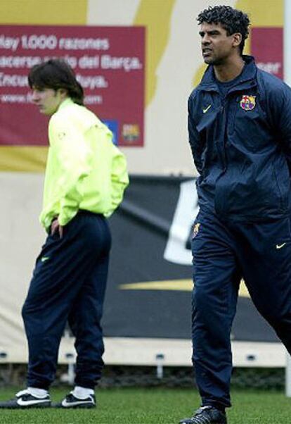 Frank Rijkaard afronta tranquilo el tramo final de la liga.