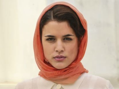 ‘El tiempo entre costuras’ vuelve a arrasar en su tercera semana en antena