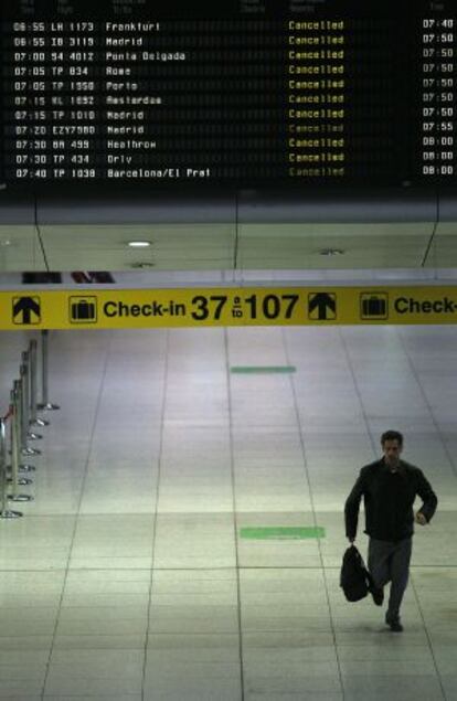 Aspecto del aeropuerto de Lisboa durante la jornada de huelga.