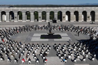 Vista del patio de la Armería durante el homenaje de Estado a las víctimas de la pandemia.