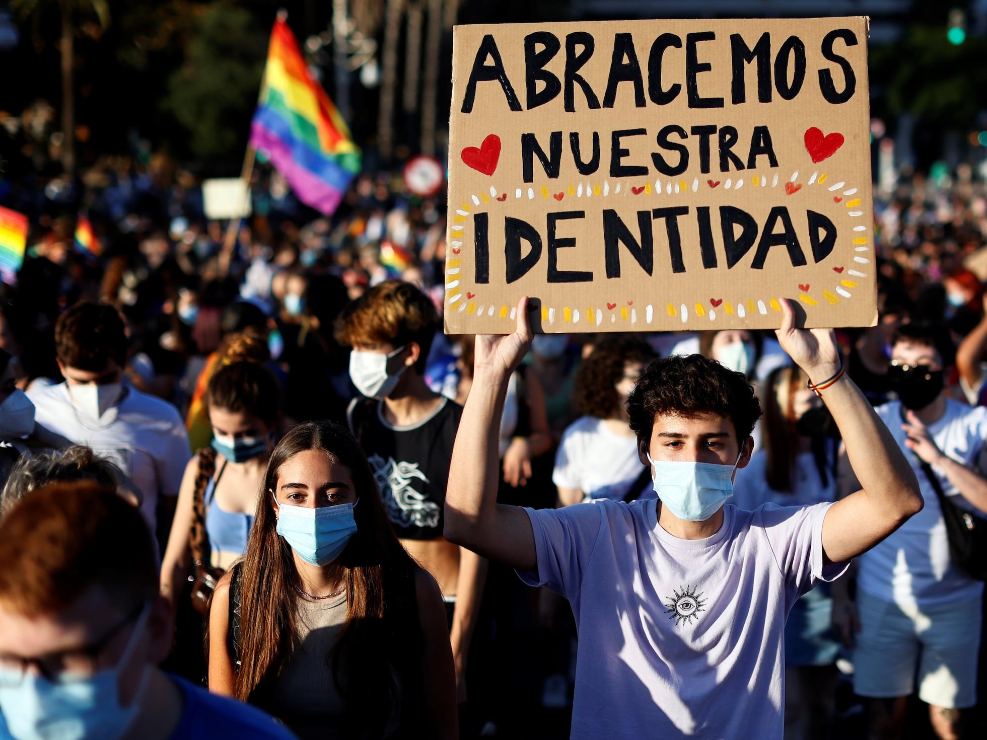 Claves: Así queda la 'ley trans' en España: un “paso de gigante” para el colectivo LGTBI, según el Gobierno | Sociedad | EL PAÍS