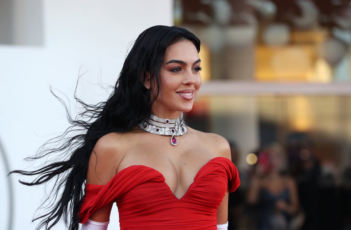 Lo mejor de la alfombra roja de Venecia: del vestido rojo de Georgina a la  elegancia clásica de Sofia Coppola | Fotos | S Moda: Revista de moda,  belleza, tendencias y famosos |, image size:1200x786
