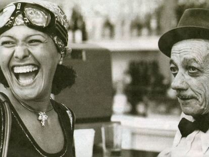 Elis Regina e Adoniran Barbosa em cena de um document&aacute;rio de 1978.