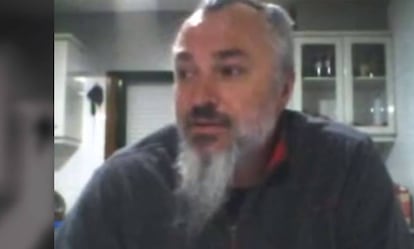 Luciano Méndez Naya, en un fotograma de uno de sus vídeos.