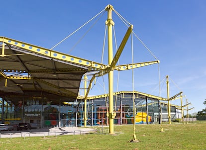 The Renault Distribution Center in Swindon, England, designed by Norman Foster, featuring the industrial design style pioneered by the Pompidou Center in Paris.