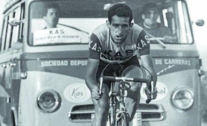 Eusebio Vélez, con el equipo KAS