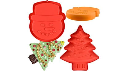 Vista de los moldes de silicona con forma de árbol de Navidad y Papá Noel.