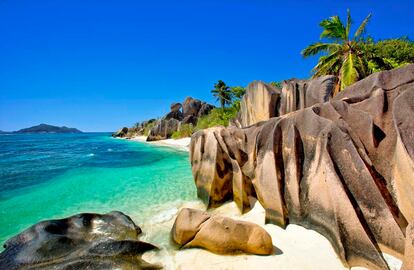 La Digue (Islas Seychelles)

Aguas cristalinas, arrecifes de coral, playas espectaculares... ¿Qué más se puede pedir? El jardín del Edén se sitúa en este paraíso para amantes de la naturaleza.

 