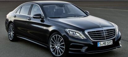 Un ejemplar del modelo S 350 de Mercedes-Benz.