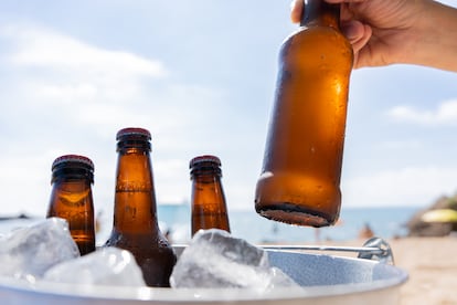 Cómo enfriar la cerveza en verano
