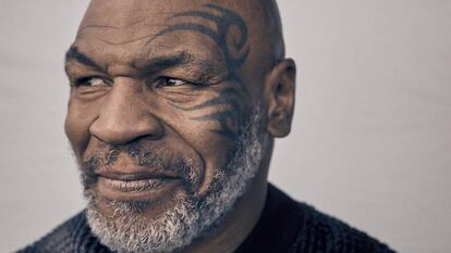 Mike Tyson, a lenda do boxe que hoje virou empresário, pai de família e ‘podcaster’ de sucesso.