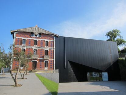 Museo Balenciaga: romper para conciliar
