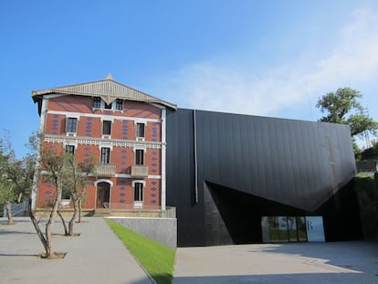 Museo Balenciaga: romper para conciliar