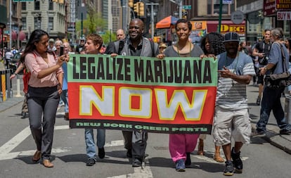 Manifestação a favor da legalização da maconha, em maio.