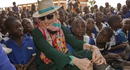 Madonna, en un viatge a Malawi el mes de novembre.