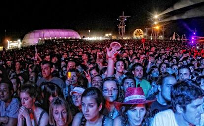 Público esperando para la actuación de Bon Jovi en una de las ediciones de Rock In Rio Madrid