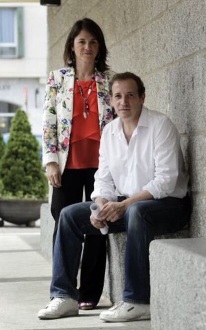 La alcaldesa Elena Biurrun y el concejal Carlos Beltrán.