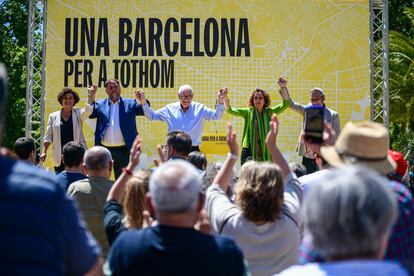 El candidato de ERC a la alcaldía de Barcelona, Ernest Maragall, en un acto en Barcelona, junto al presidente del partido, Oriol Junqueras.