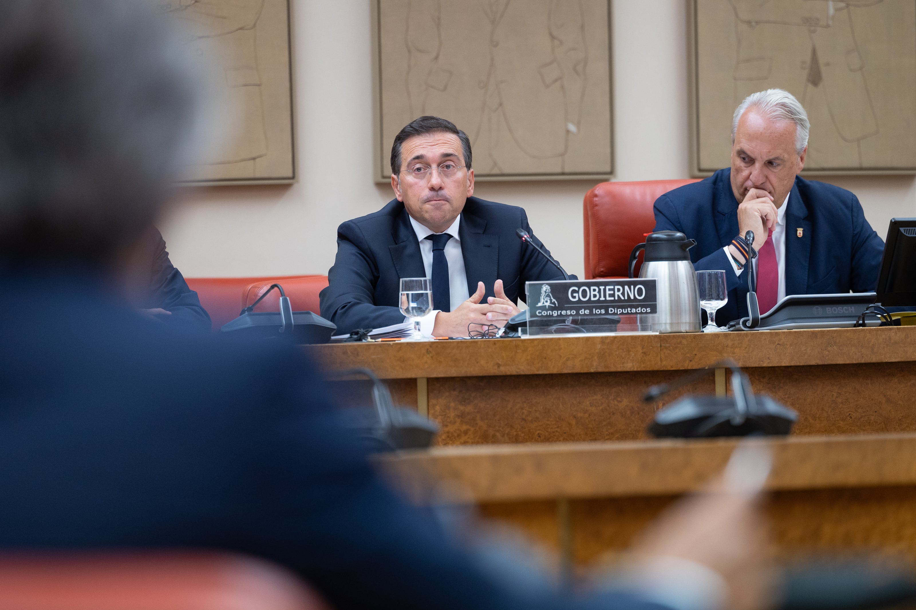Albares califica de “indispensable” la cooperación de Marruecos y carga contra Italia por insolidaria