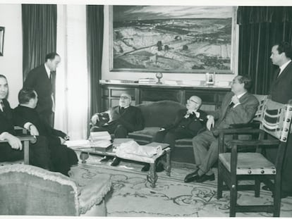 Gregorio Marañón, Muñoz Rojas, José María de Cossío, Dámaso Alonso, Luis Rosales, entre otros, en una imagen tomada el 5 mayo de 1964.