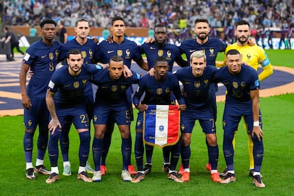 El 11 inicial de Francia en la final de Qatar. 