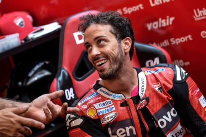 Andrea Dovizioso, en su box, este fin de semana en el circuito de Spielberg (Austria).