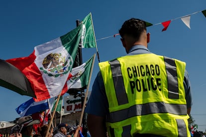 Autoridades en el desfile por la Independencia mexicana en Chicago