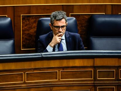 El ministro de Presidencia y Justicia, Félix Bolaños, durante la sesión parlamentaria de este martes.