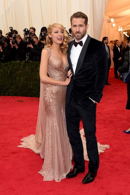 Blake Lively junto a su pareja Ryan Reynolds.