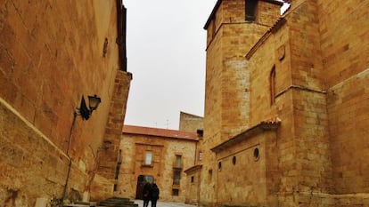 Plaza de San Benito, en Salamanca, donde se conservan casas históricas de la antigua nobleza, como las de los Maldonado y los Solís.