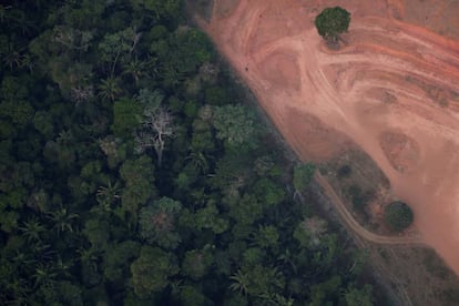 Vista aérea de una zona deforestada cerca de Porto Velho (Estado de Rondonia).