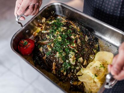 Rodaballo al horno de Taberna Arzabal. Imagen proporcionada por el restaurante.