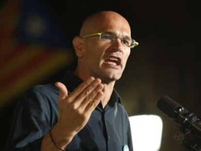 El candidato de Junts pel S&iacute; Ra&uuml;l Romeva, durante un mitin en Barcelona.