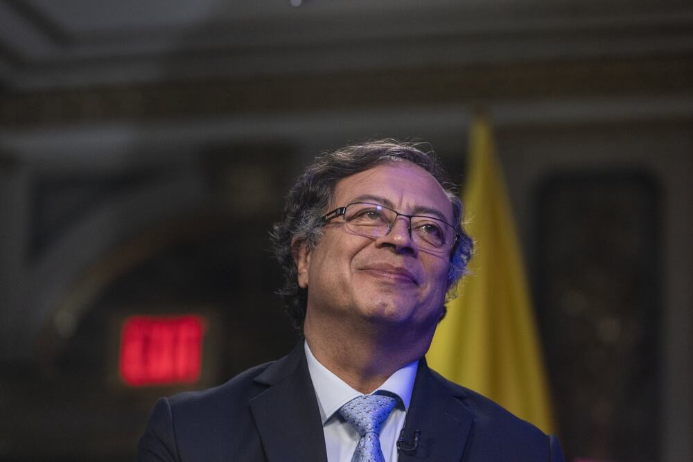 Petro pide a la Fiscalía que investigue a su hermano y a su hijo mayor ...