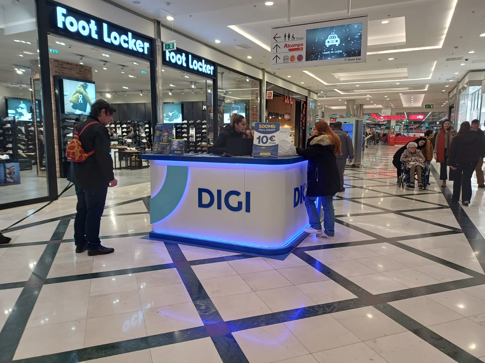 Digi eleva su deuda un 34% en el último año sin el colchón de la salida a Bolsa  