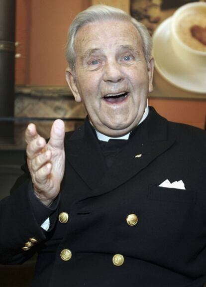 Norman Wisdom, en una fotografía de 2007.