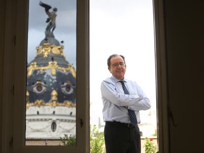 Ángel Luis Ortiz, secretario general de Instituciones Penitenciarias, el miércoles en su despacho.