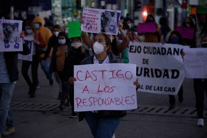 Dos días después de su muerte, centenares de compañeros y madres de víctimas de los feminicidios organizaron protestas en el nombre de Mariana en las principales ciudades de Chiapas.