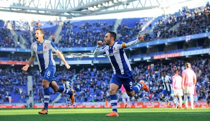 Sergio Garc&iacute;a celebra un gol en la temporada 2013-2014.