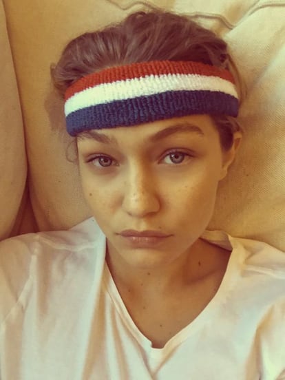 La modelo Gigi Hadid es otra de las famosas que se han atrevido a subir fotos a las redes sociales sin una gota de maquillaje. Los fans han aplaudido esta iniciativa y también ellos han llenado Internet de 'selfies' sin aditivos.