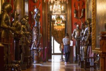 Pasillo con armaduras del Museo Cerralbo.