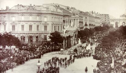 Celebración del segundo centenario de la muerte del escritor Calderón de la Barca en Madrid, en 1881.