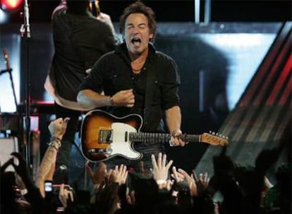 Bruce Springsteen durante su concierto con la E. Street Band, en Madrid.