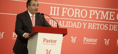 El presidente del Banco Popular, &Aacute;ngel Ron, en el III Foro Pyme Galicia