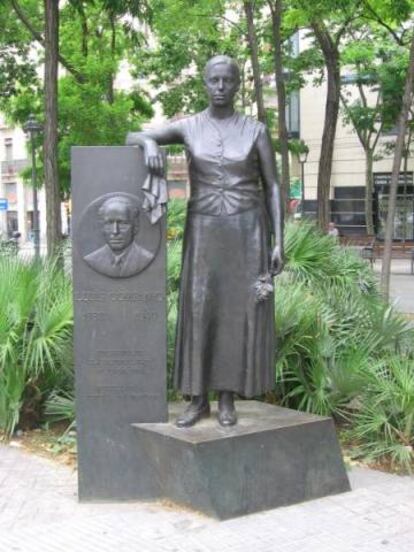 Monumento a Lluís Companys, de Francisco López, de 1998.