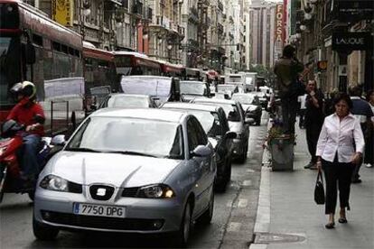 La calle de la Paz de Valencia, colapsada.